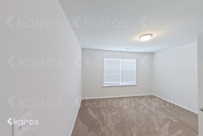 Building Photo - 201 Redwood Ct