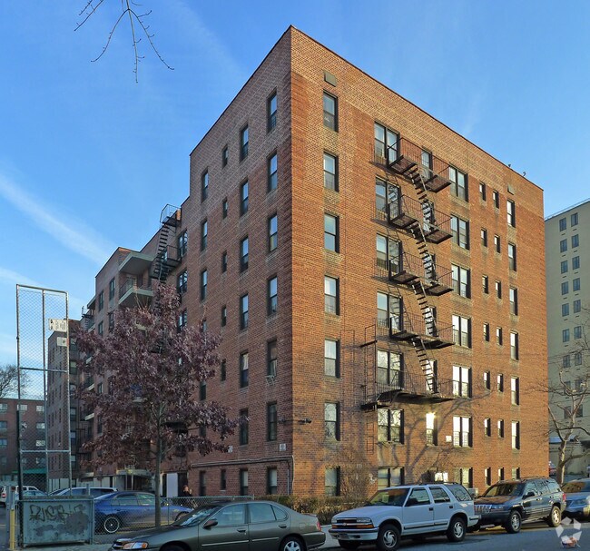Primary Photo - 407 Beach 20Th St