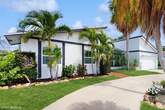 Building Photo - 11647 Anhinga Dr
