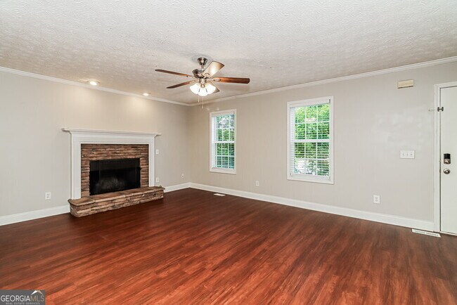 Building Photo - 201 Brick Mill Dr