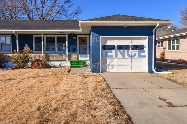 Building Photo - Spacious & Stylish 3-Bedroom Twin Home wit...