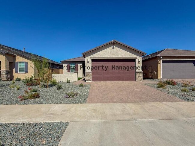 Building Photo - 9810 W Pinchot Ave