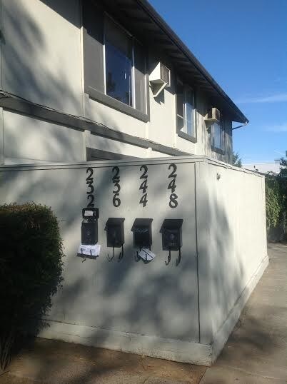 Building Photo - 244 W Clark St