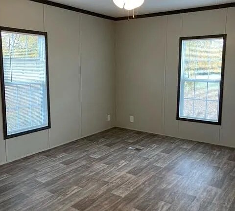 Building Photo - 2103 Pine Hill Cir