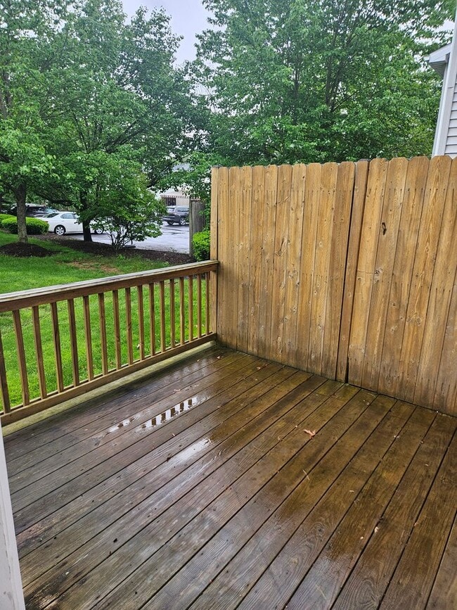 Building Photo - 751 Galen Dr