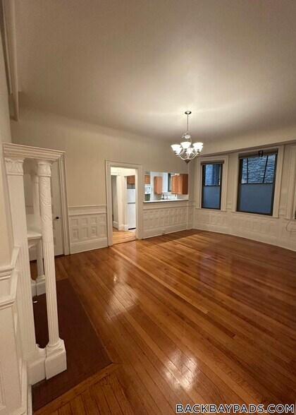 Building Photo - 366 Commonwealth Ave