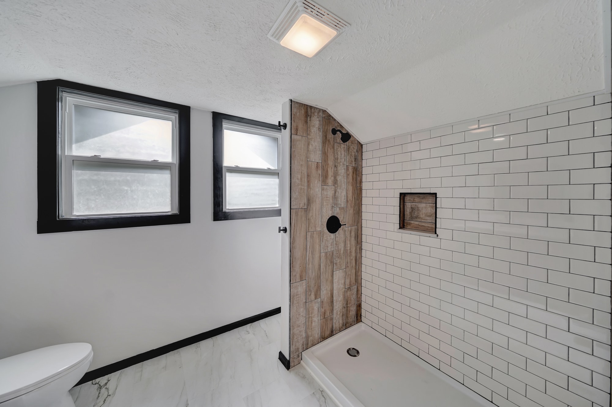 Building Photo - 2429 S 13th St