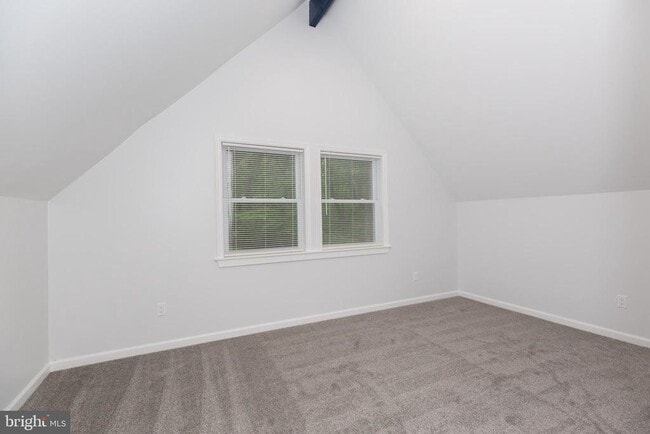 Building Photo - 382 Wood Cutters Ln