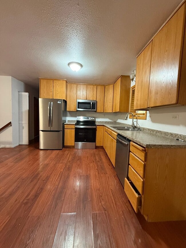 Building Photo - 2667 Scotch Pine Dr