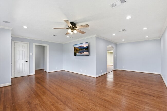 Building Photo - 2019 Brimberry St