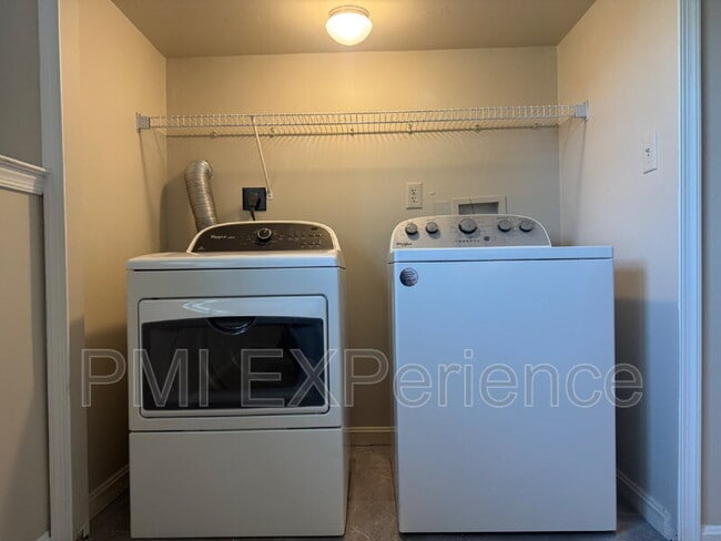 Building Photo - 11303 Golden Eagle Pl