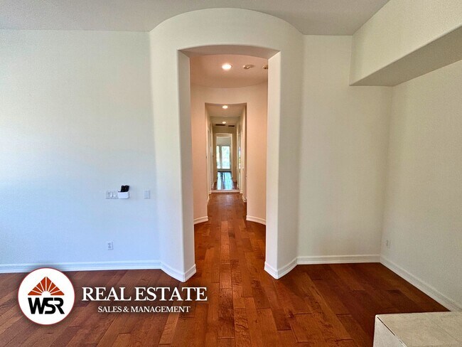 Building Photo - Beautifully upgraded LARGE home with a pool and basketball court in Mockingbird Canyon!