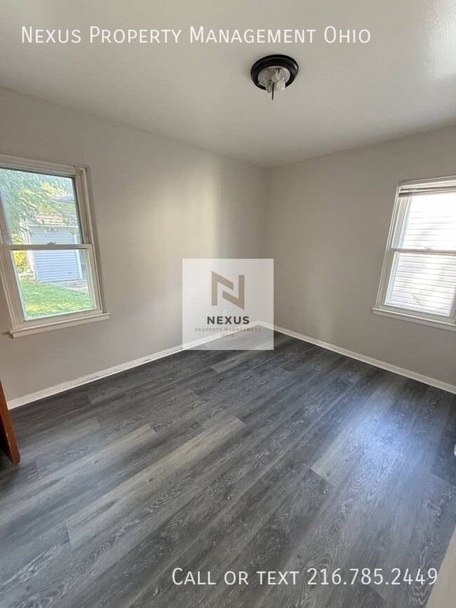 Building Photo - 4492 W 170th St