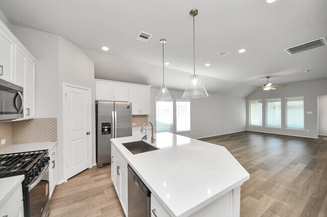 Building Photo - 21239 Speckled Trout Ln