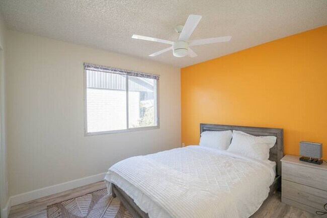 Building Photo - Cornell