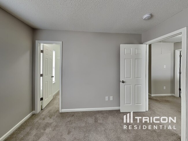 Building Photo - 119 Brantley Pl Dr