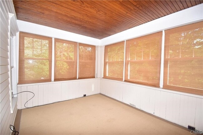 Building Photo - 130 W Remington St
