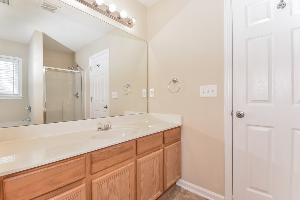 Building Photo - 254 Highland Falls Dr