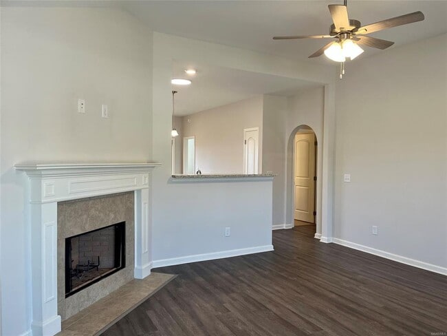 Building Photo - 127 Dawson's Ml Dr