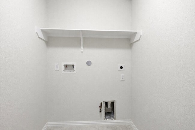 Building Photo - 5103 Dauntless Dr