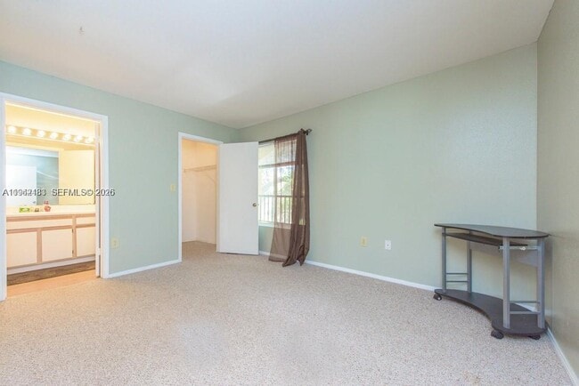 Building Photo - 2667 NW 33rd St