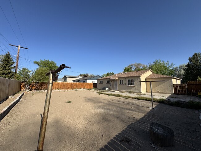 Building Photo - 289 Sawyer Way