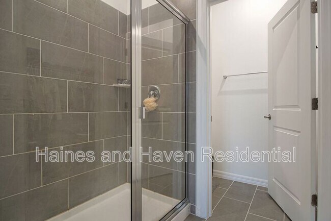 Building Photo - 4136 Lavender Ct
