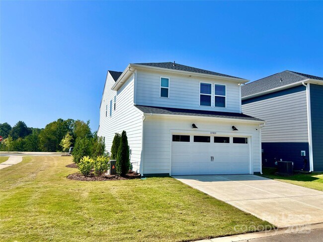 Building Photo - 15906 Parkside crossing Dr