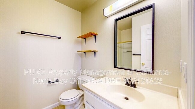 Building Photo - 2003 Jackrabbit Ct