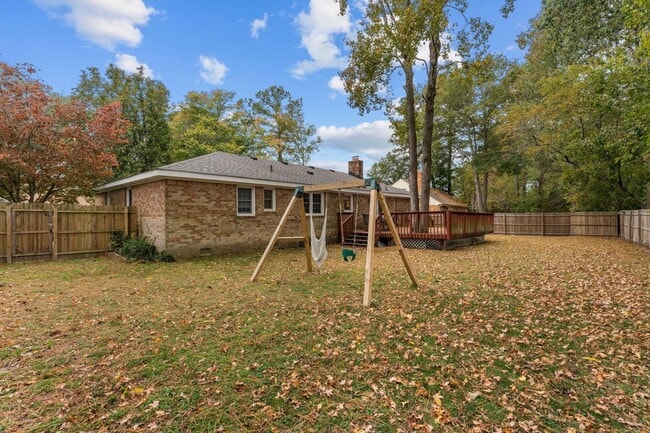 Building Photo - 1132 Sippel Dr