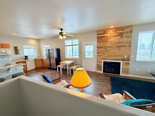 Building Photo - 106 Deer Trail Dr