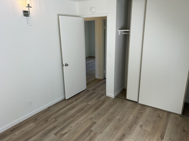 Building Photo - Remodeled 4 Bedroom, 2.5 Bath Home