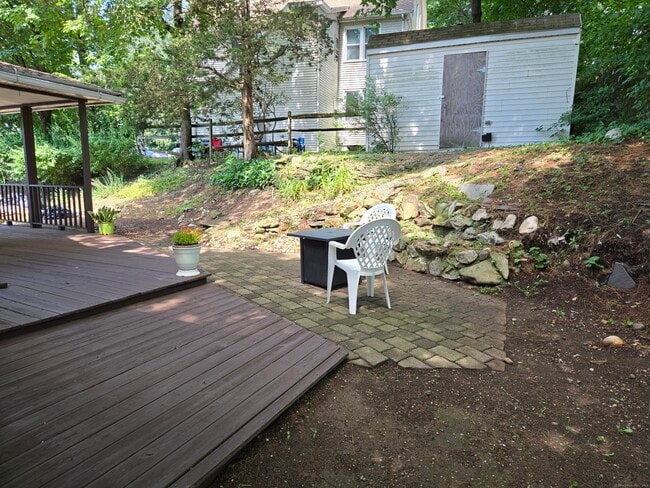 Building Photo - 12 Wood Ct