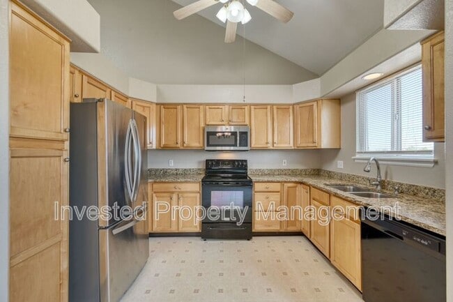 Building Photo - 18663 E Linvale Pl