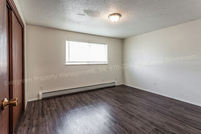 Building Photo - 1606 N Estrella Ave