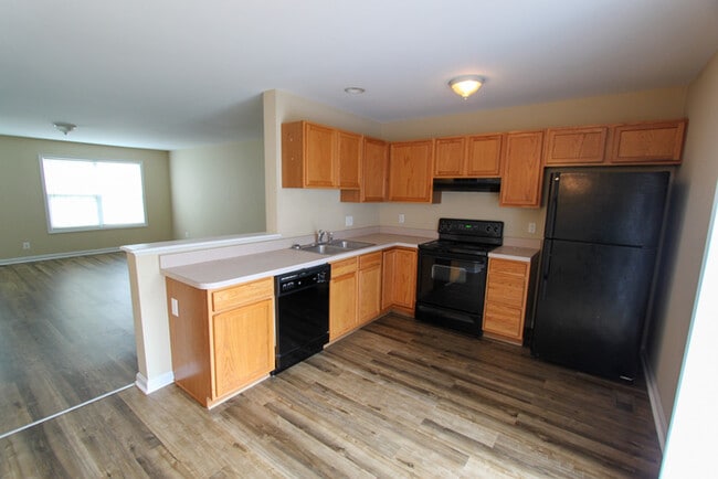 Building Photo - Mills Farm Townhome