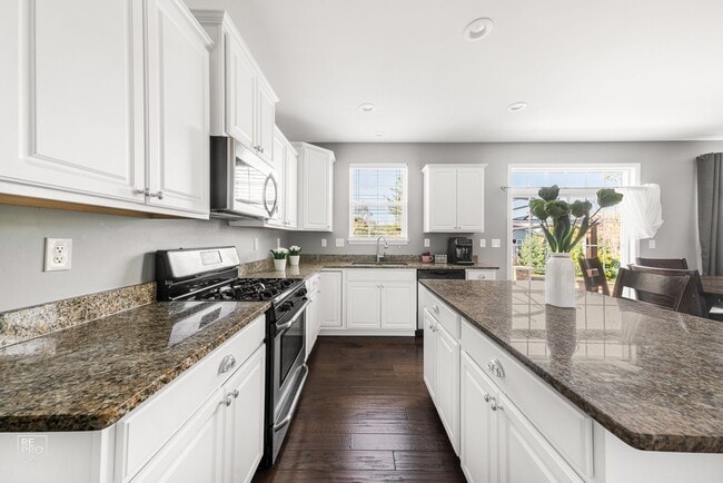 Building Photo - COMING SOON - WINSTON HOME LOCATED IN VISTA RIDGE IN GURNEE!