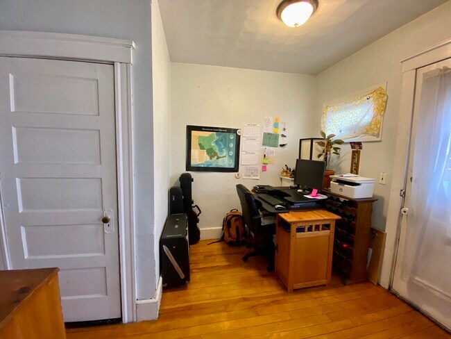 Building Photo - 79 Wareham St