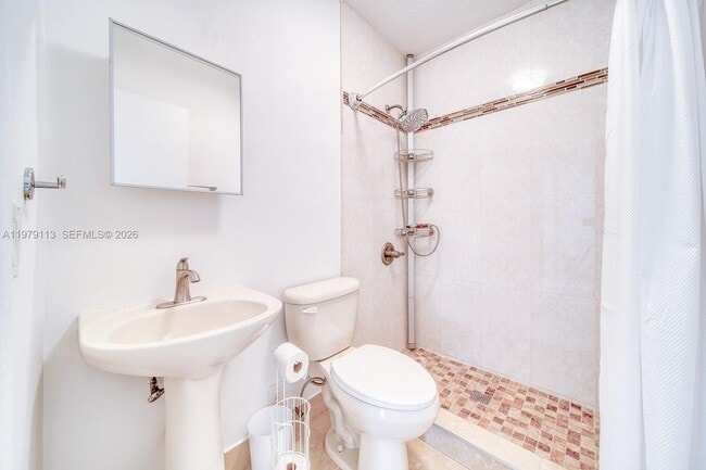 Building Photo - 3930 SW 68th Ave