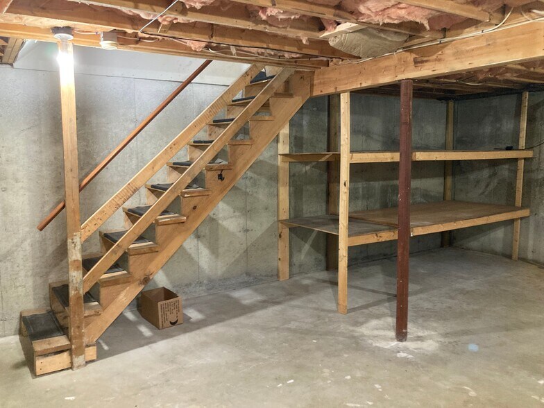 Building Photo - 49 McKinstry Ave