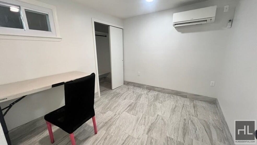 Building Photo - LINCOLN AVENUE