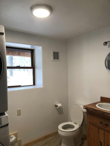 Master Bathroom - 2115 Ridge Ranch Rd