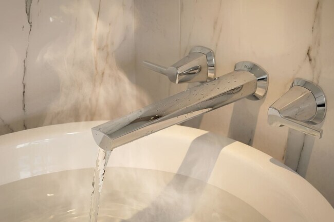 Building Photo - 21 E 15th St