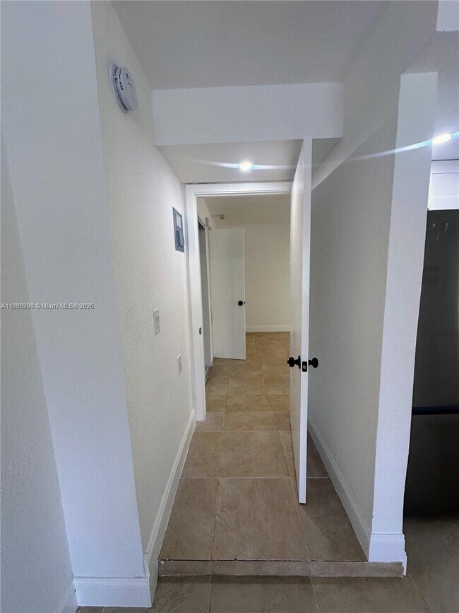 Building Photo - 9064 Collins Ave