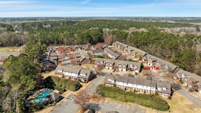 Primary Photo - Asbury Hills Condominiums-2428 E. Universi...