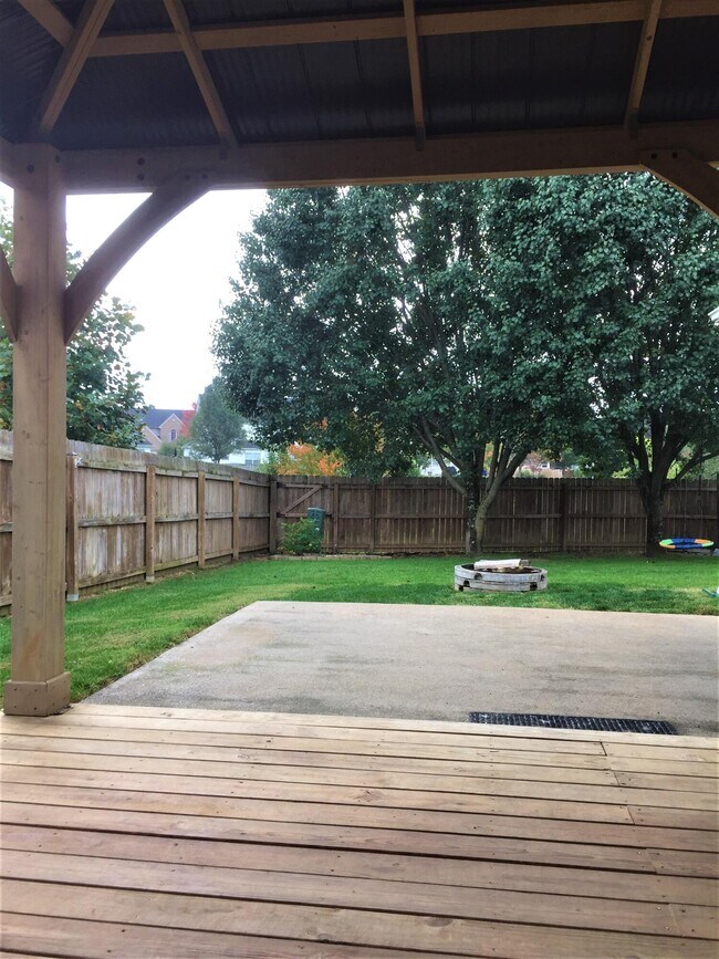 Building Photo - 3072 Prichard Dr
