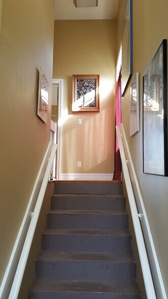Building Photo - 21171 Lochlea Ln