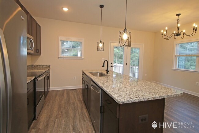 Building Photo - 1423 Palomino Trl