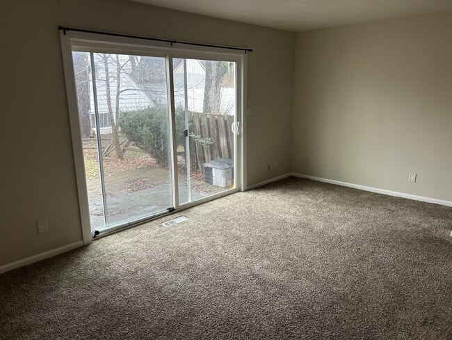 Building Photo - 1138 Ferndale Ave