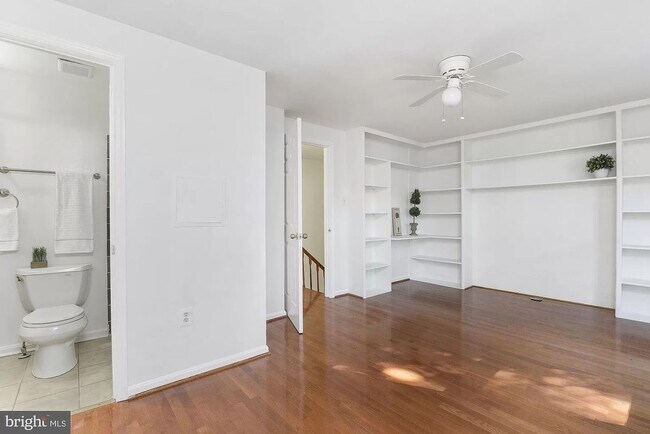 Building Photo - 10606 Tuppence Ct